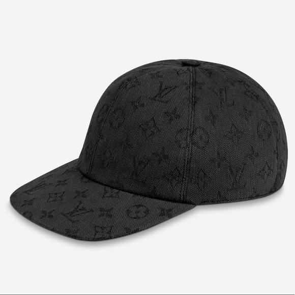 SOLD Louis Vuitton Monogram Essential Cap NWT - Picture 2 of 9
